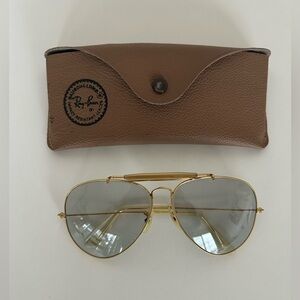 1970’s Vintage B&L Ray-Ban Outdoorsman Gold Aviator 62-14 Sunglasses